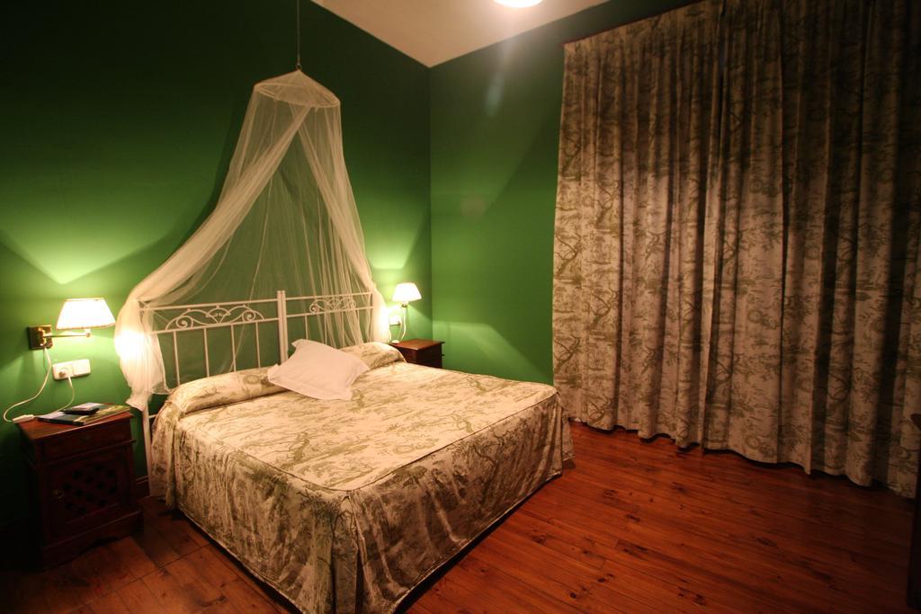 Hotel Pax Casona Del Busto Pravia Exteriör bild